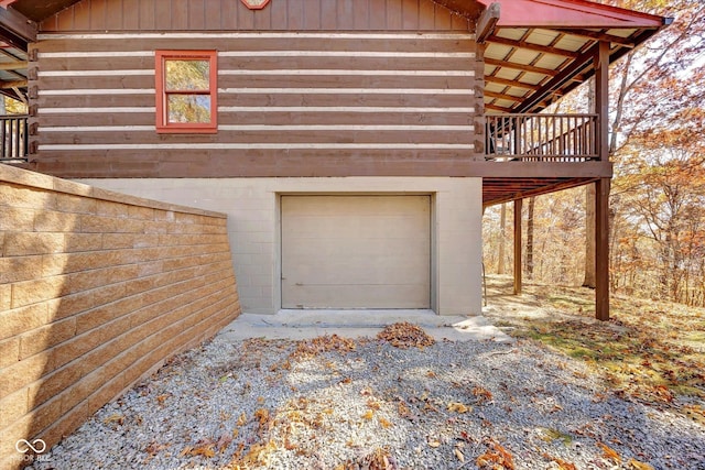 9300 Derrett Rd, Unionville, IN 47468 - view of garage