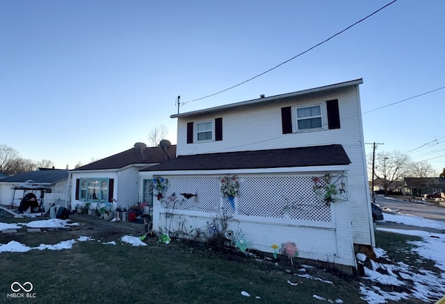 view of front of home