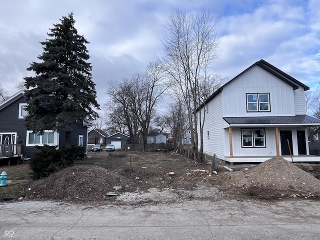 view of home's exterior