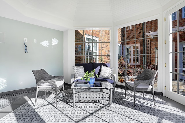 view of sunroom / solarium