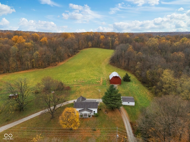 birds eye view of property featuring a rural view