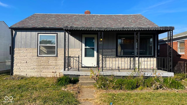 view of front of house featuring covered porch