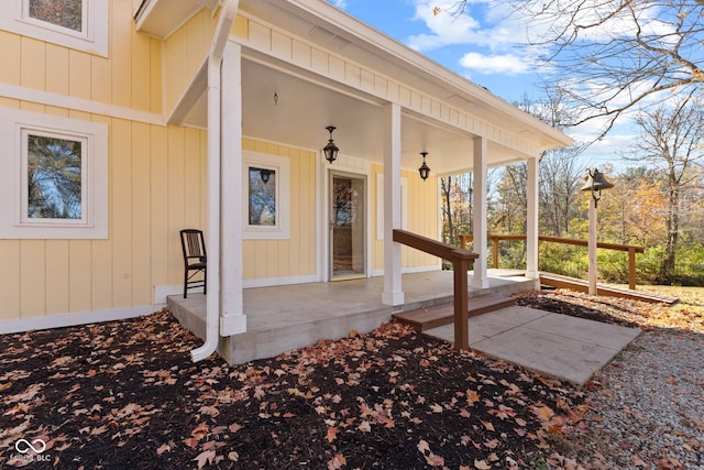 doorway to property with covered porch