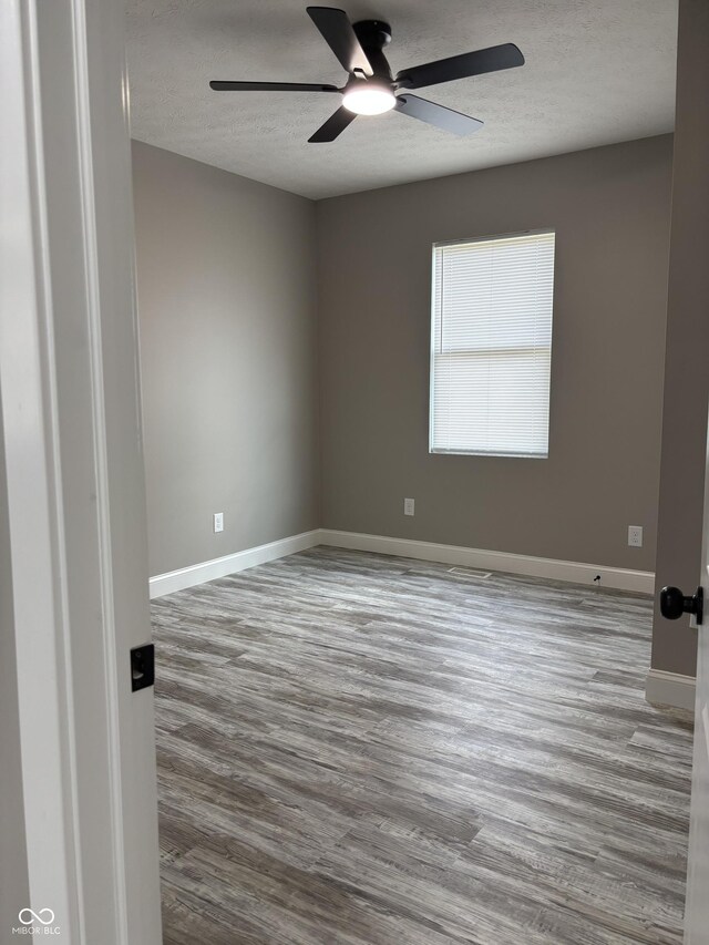 1924 N Lesley Ave, Indianapolis, IN 46218 - photo 44