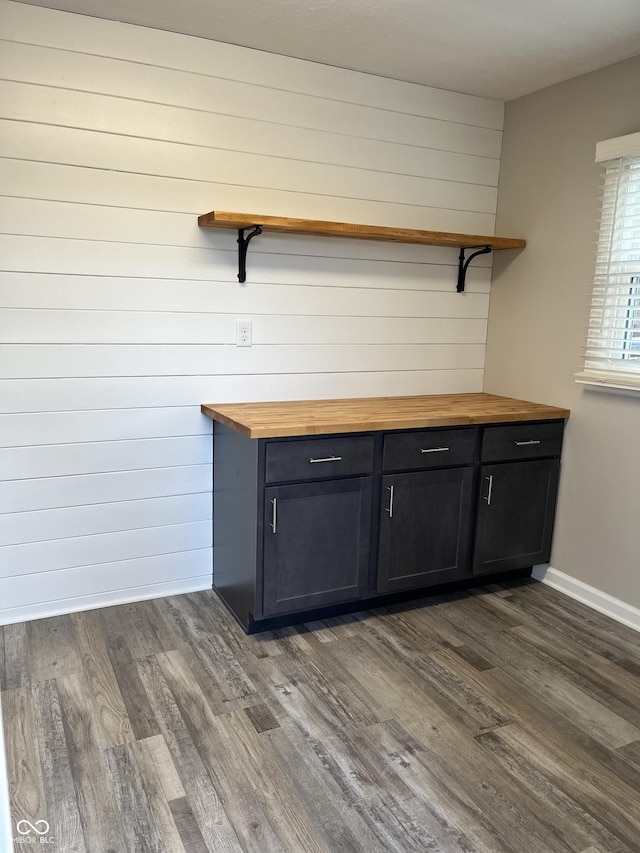 room details featuring wood-type flooring