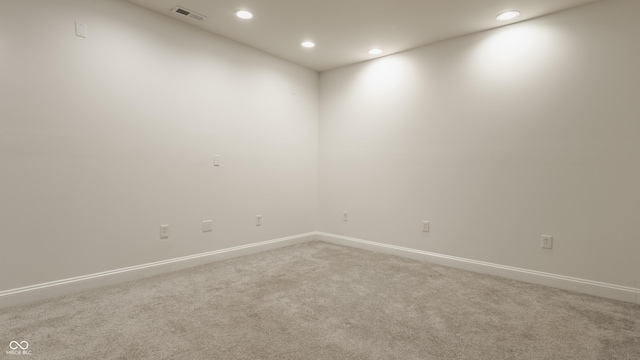 empty room with carpet