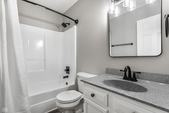 full bathroom with shower / bath combo with shower curtain, vanity, and toilet