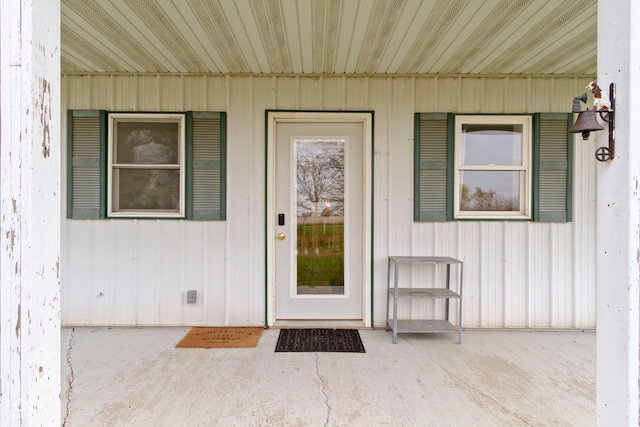 view of entrance to property