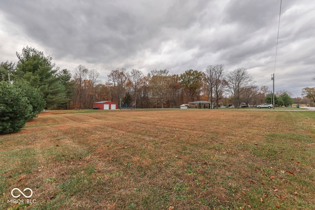 8190 Beech Grove Rd, Martinsville, IN 46151 - view of green lawn