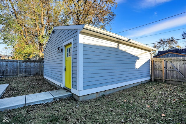 view of outbuilding