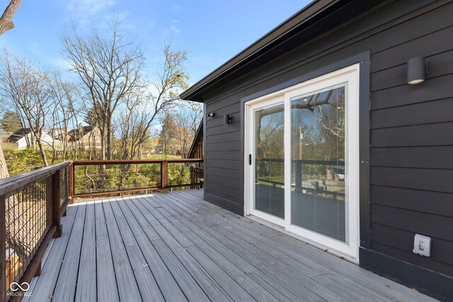 1514 E 12th St, Indianapolis, IN 46201 - view of wooden terrace