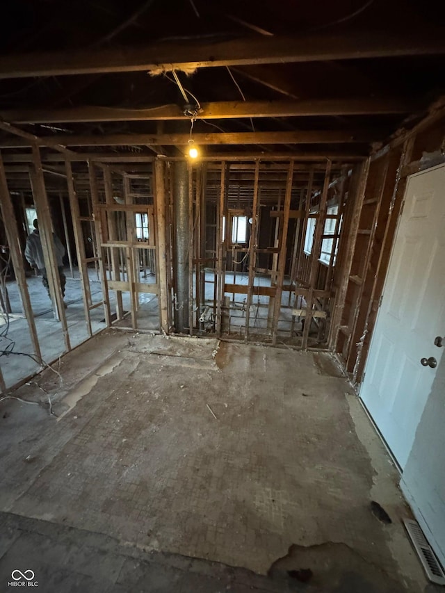 5625 Gateway Dr, Indianapolis, IN 46254 - view of misc room