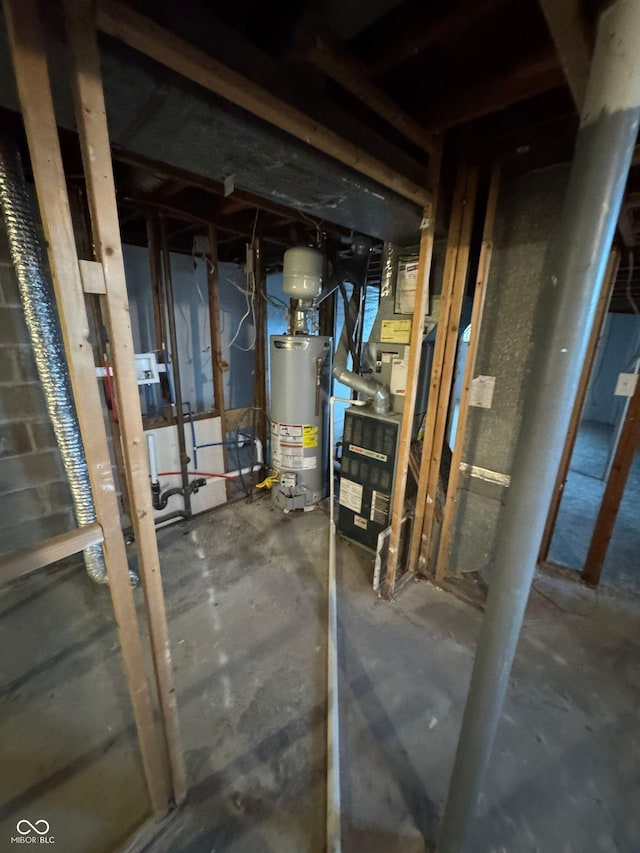 5625 Gateway Dr, Indianapolis, IN 46254 - unfinished below grade area with gas water heater