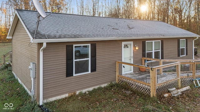 view of front of home featuring a deck