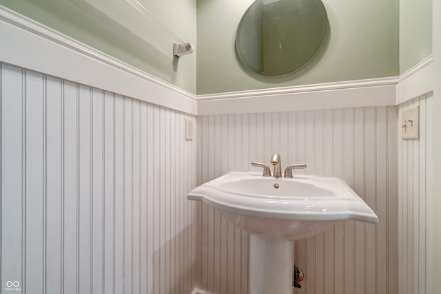 7290 Lockford Walk N, Avon, IN 46123 - view of bathroom