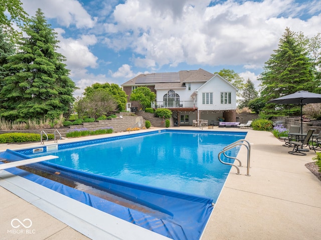 5784 N 600 E, Greenfield, IN 46140 - view of pool featuring a patio area and a covered pool