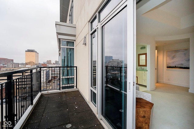 balcony with sink