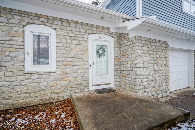 property entrance featuring a garage