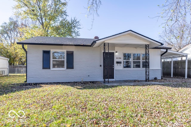 view of front of home with a front yard