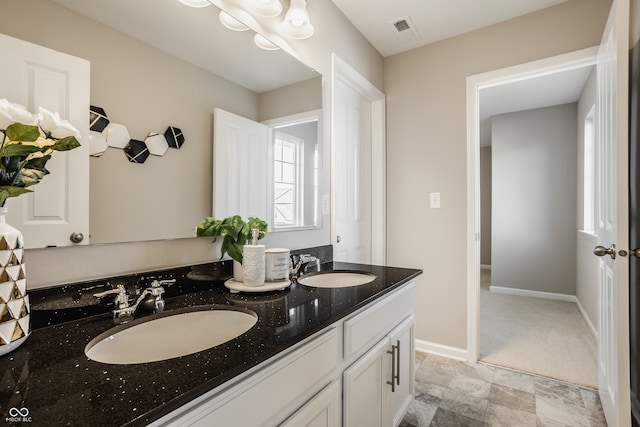 bathroom with vanity