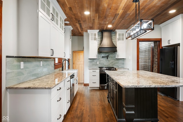 kitchen featuring white cabinets, dark hardwood / wood-style floors, stainless steel electric range oven, and custom exhaust hood