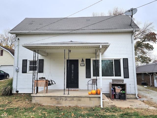 view of front of property featuring a porch