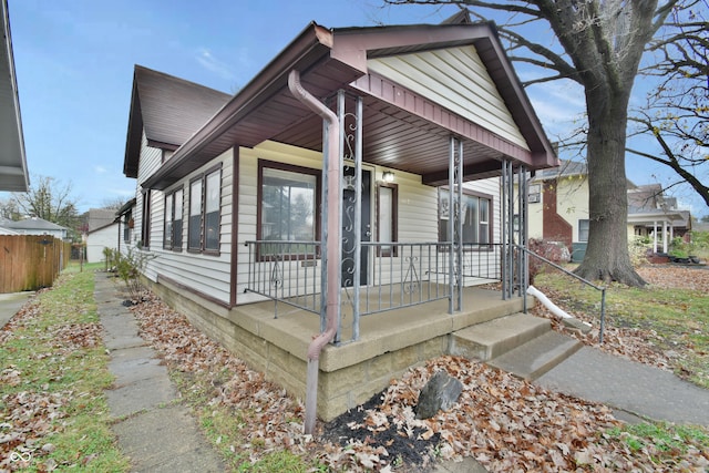 view of front of house with a porch