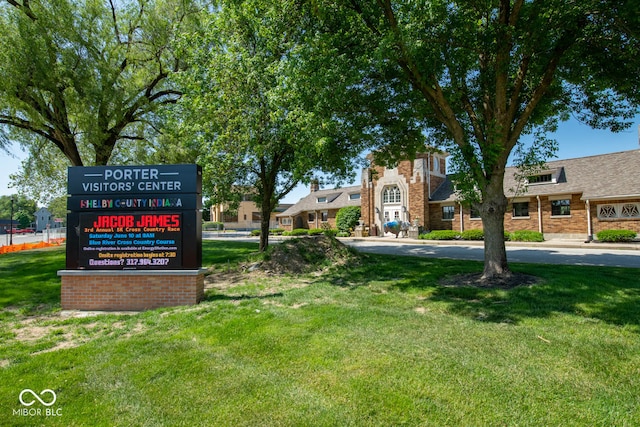 exterior space with a lawn