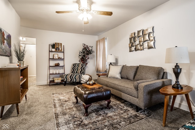 living room with carpet and ceiling fan