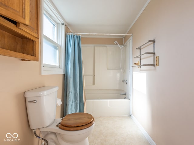 bathroom featuring shower / bathtub combination with curtain, ornamental molding, and toilet