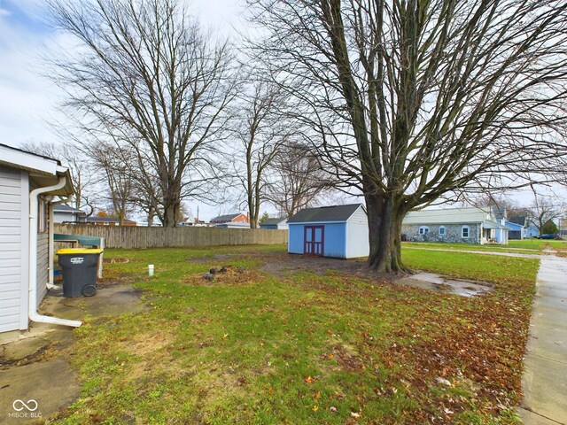31 S Superior St, Orestes, IN 46063 - view of yard with a shed