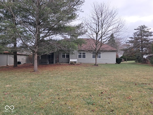 exterior space featuring a lawn