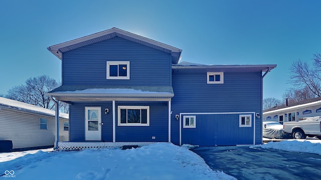 view of front of home featuring covered porch