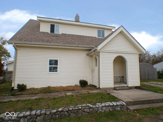 view of front of home