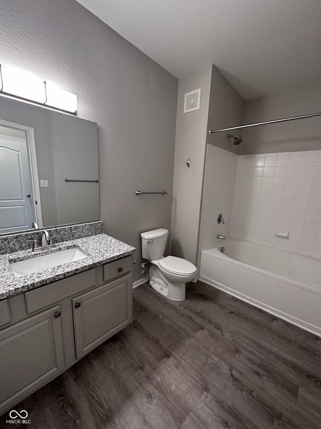 12938 University Cres Apt 2B, Carmel, IN 46032 - photo 10