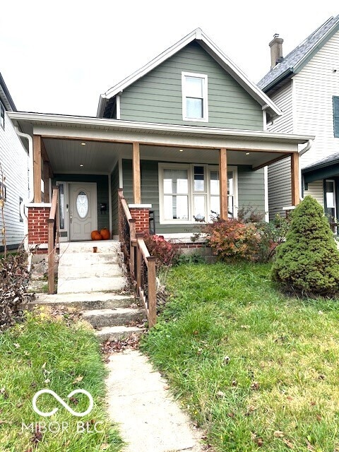 view of front facade with a porch