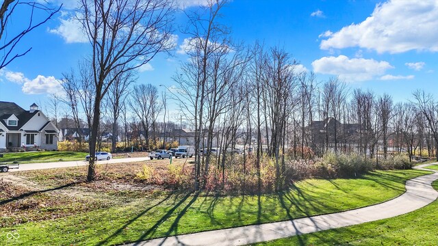 3750 Holliday Farms Blvd, Zionsville, IN 46077