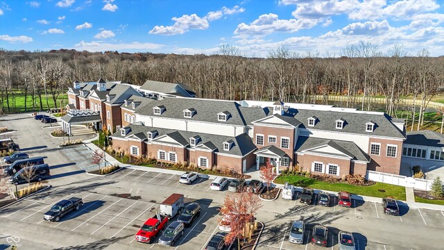 3750 Holliday Farms Blvd, Zionsville, IN 46077