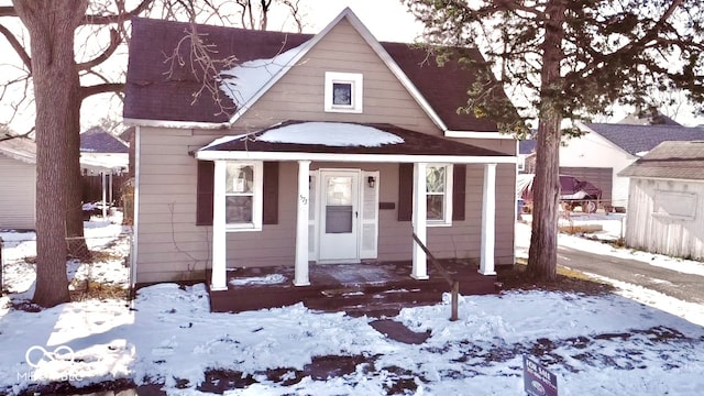 bungalow featuring covered porch