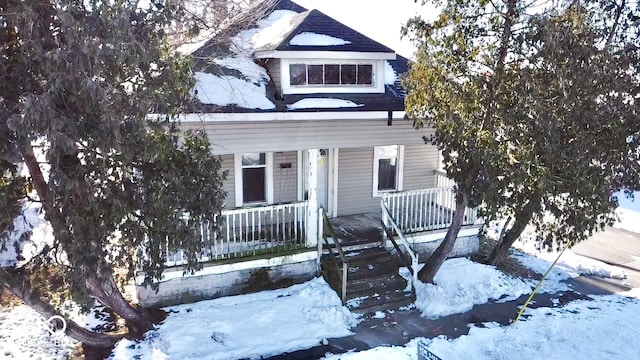 view of front of property with covered porch