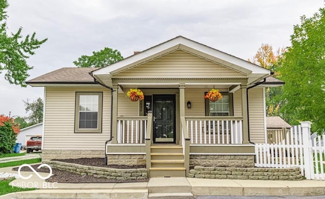 view of front of home featuring a porch