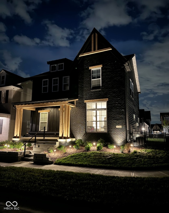 view of front of house featuring covered porch