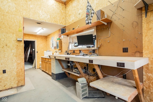 1510 S Greensboro Pike, New Castle, IN 47362 - view of kitchen