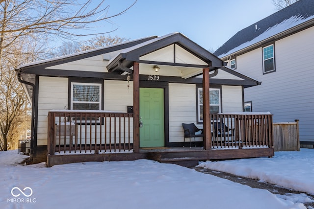 view of front of home with covered porch