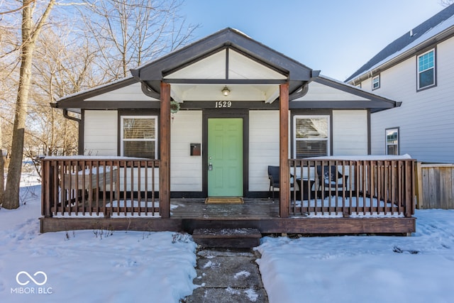 view of front facade featuring covered porch