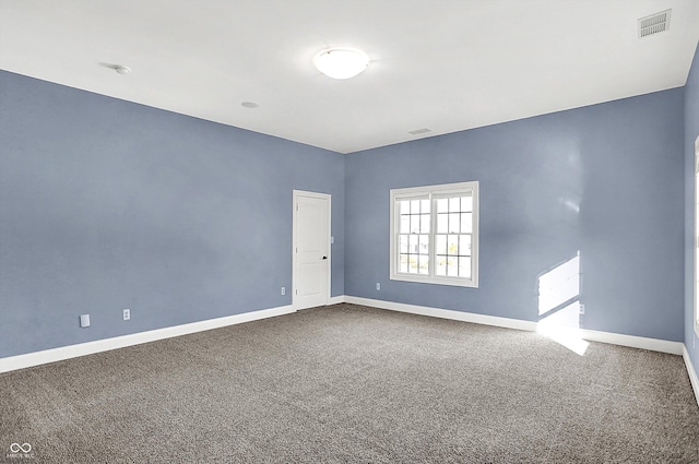 empty room featuring carpet