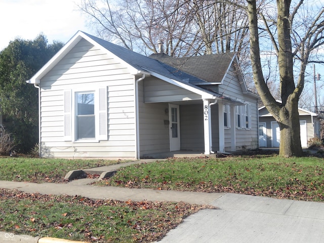 view of front of property with covered porch