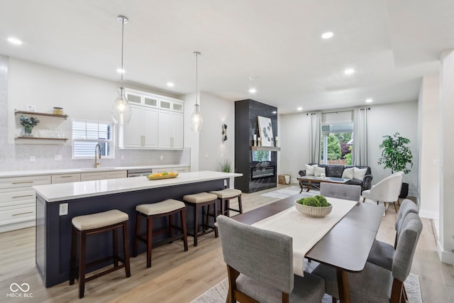 560 Jefferson Ave, Indianapolis, IN 46201 - dining area with recessed lighting and light wood-style floors