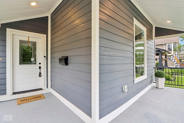 560 Jefferson Ave, Indianapolis, IN 46201 - entrance to property featuring covered porch