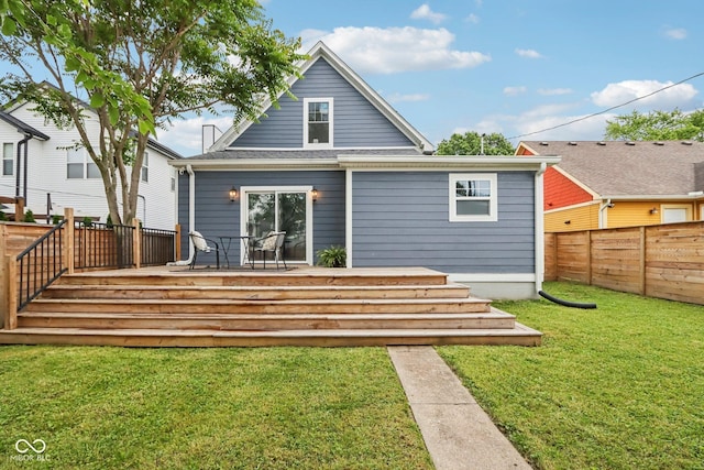 560 Jefferson Ave, Indianapolis, IN 46201 - back of property featuring a deck